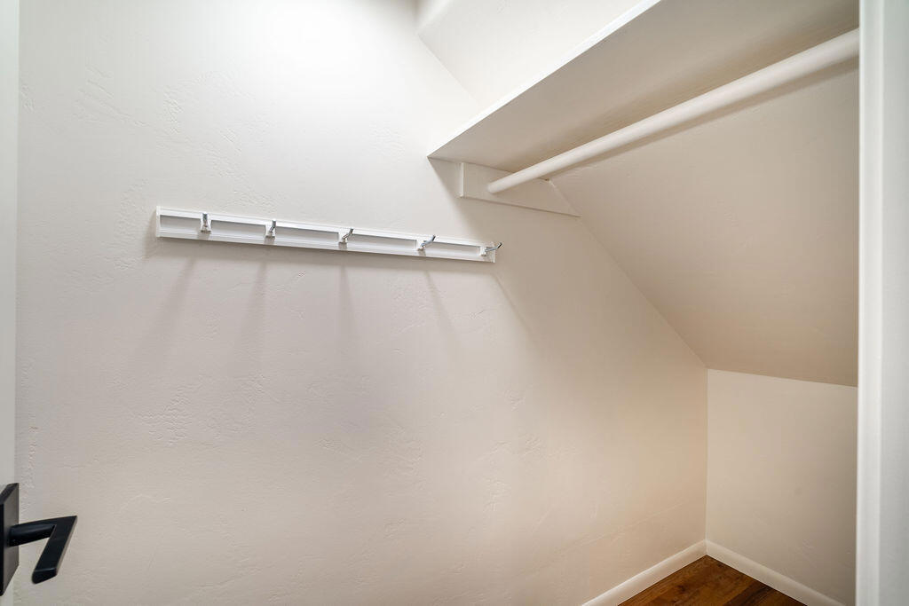 24718 Fern Valley Road Property Photo 25