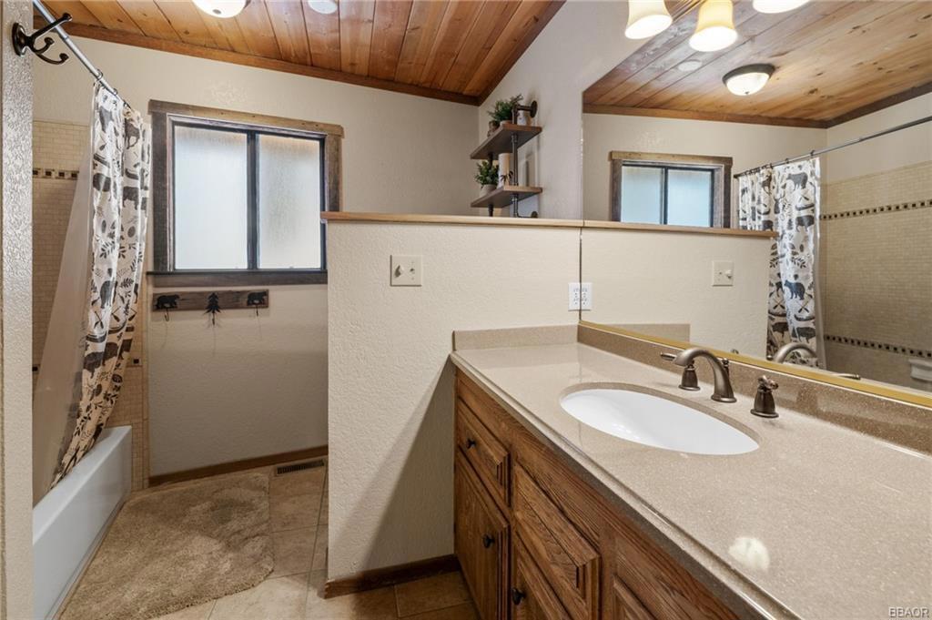 368 Pulaski Road Property Photo 28
