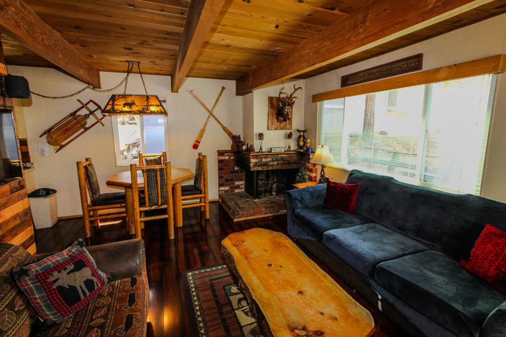 506 Deer Horn Drive Property Photo 6