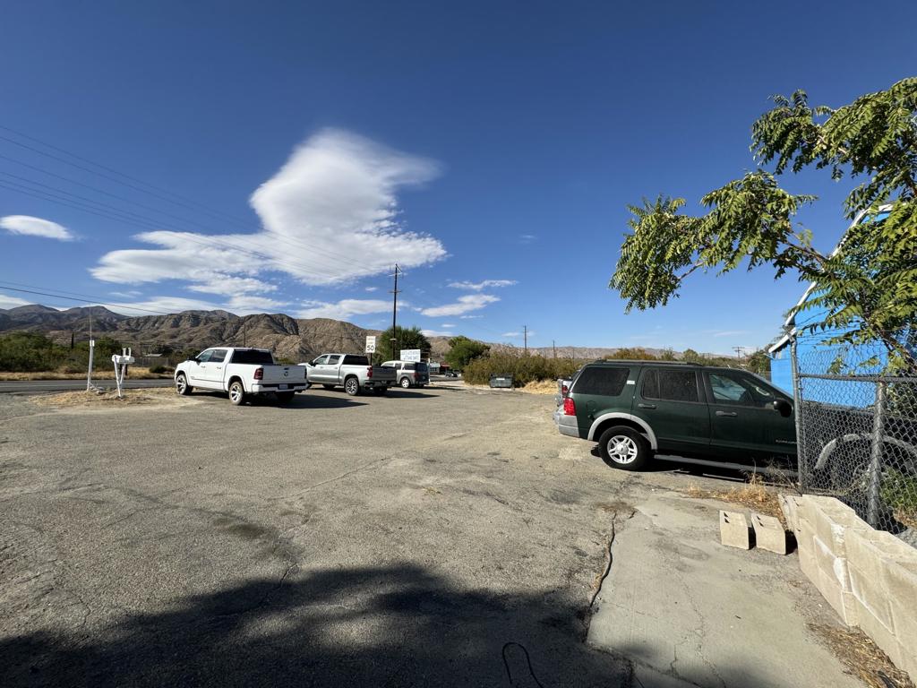 49927 29 Palms Highway Property Photo 23