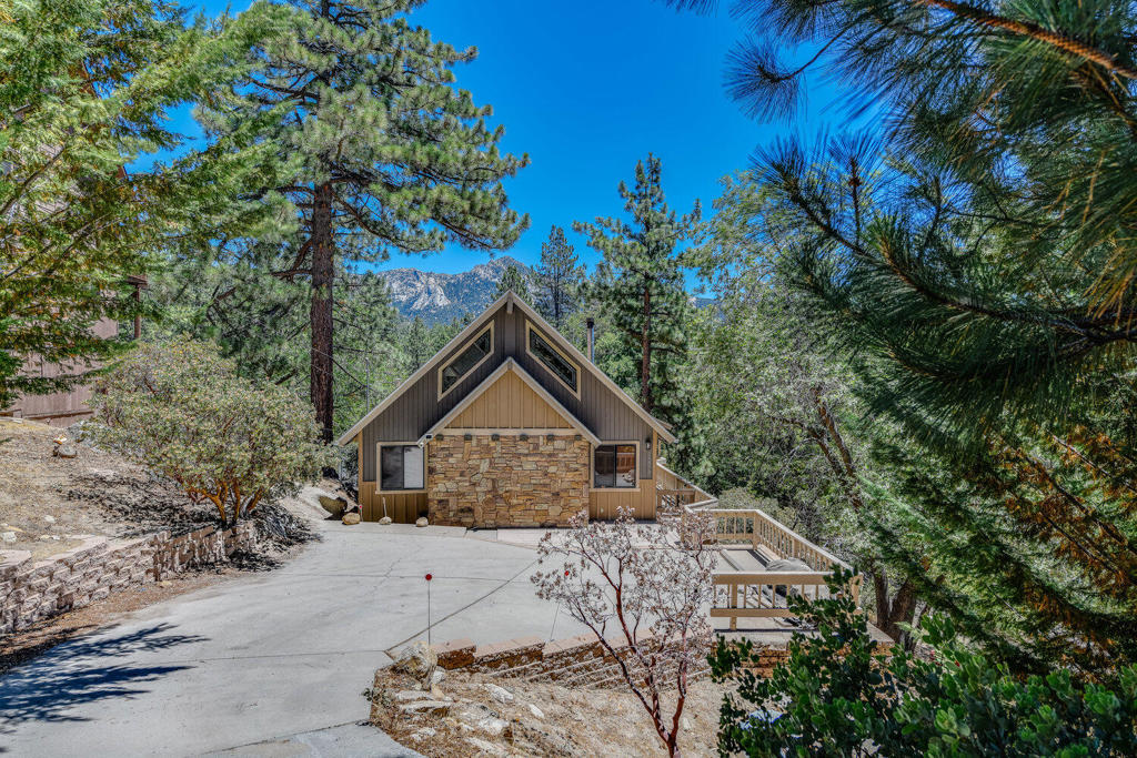 24873 Ponderosa Drive Property Photo 1