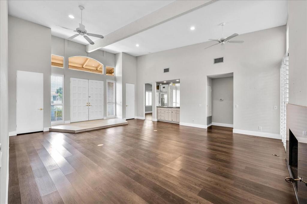 45 Lincoln Place Property Photo 6