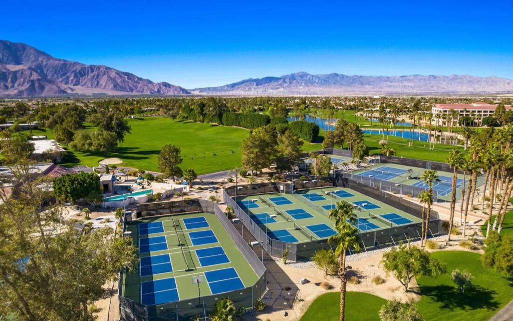 28944 Desert Princess Drive Property Photo 25