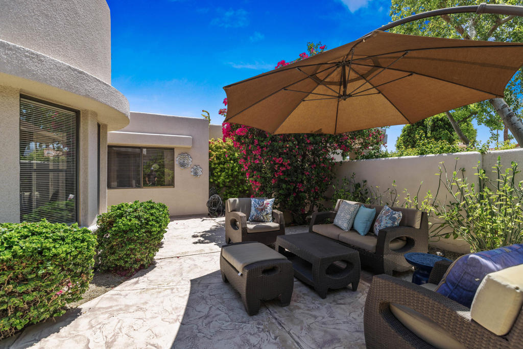 48114 Calle Seranas Property Photo 7