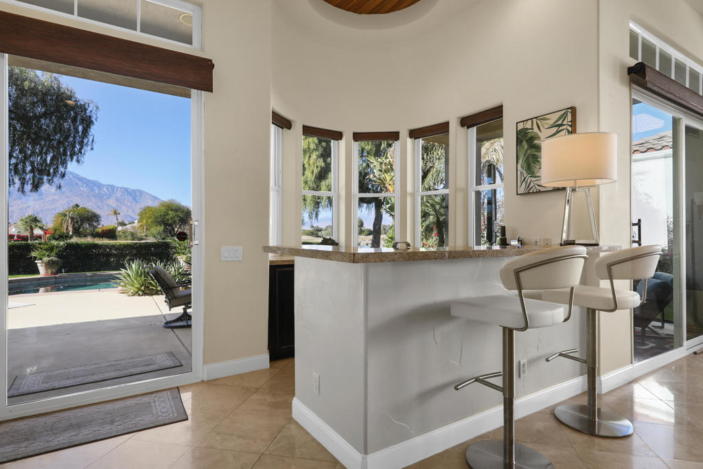 21 Via Bella Property Photo 7