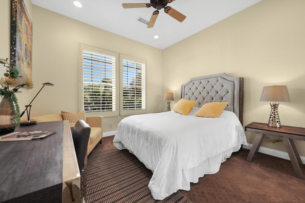 21 Via Bella Property Photo 19