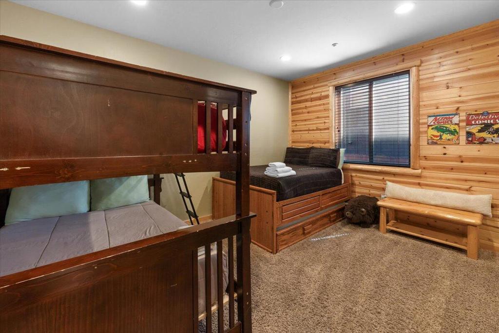 42573 Bear Loop N Property Photo 13