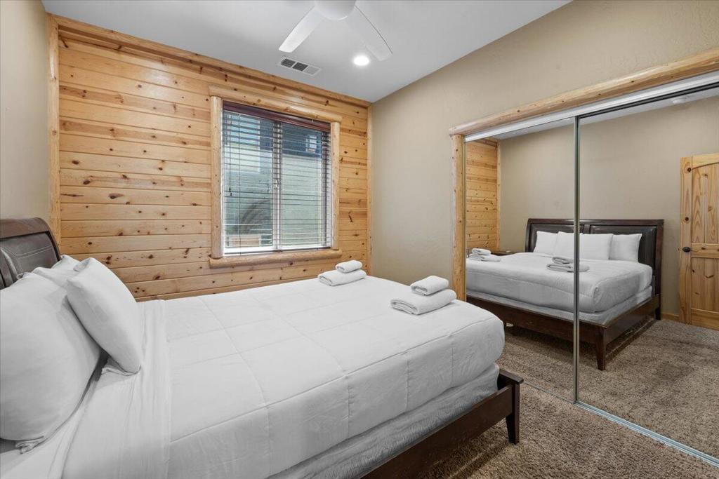 42573 Bear Loop N Property Photo 33