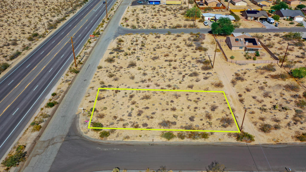 111 29 Palms Outer Highway Property Photo 3
