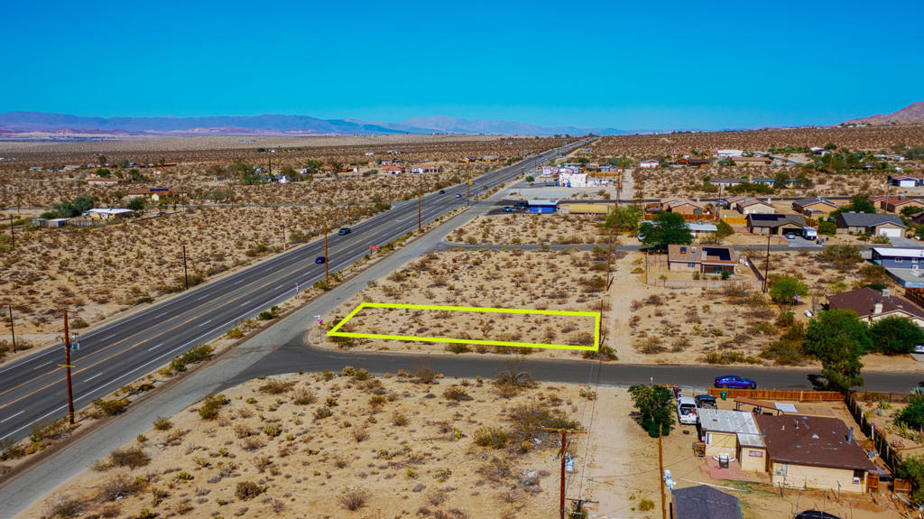 111 29 Palms Outer Highway Property Photo 4