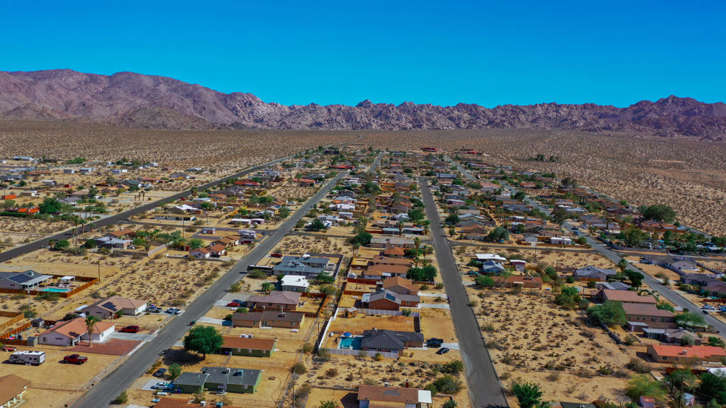 111 29 Palms Outer Highway Property Photo 10