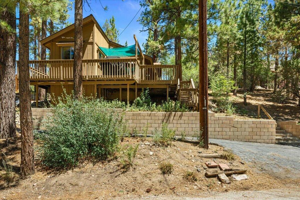 129 W Rainbow Boulevard Property Photo 1