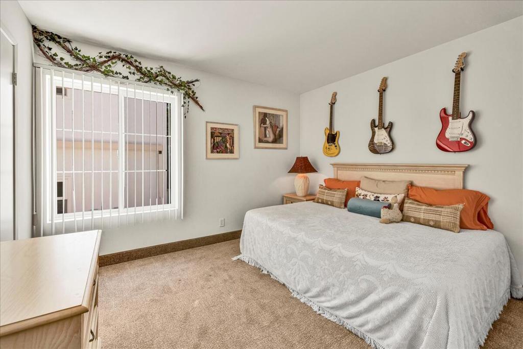 1555 N Chaparral Road 402 Property Photo 14