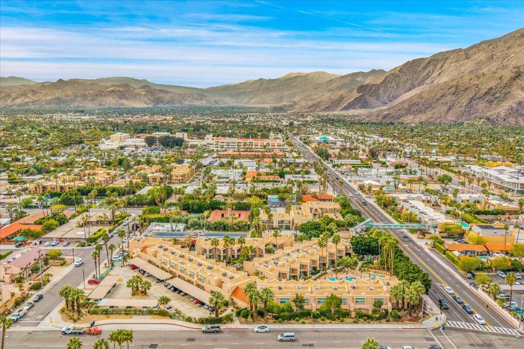 1555 N Chaparral Road 402 Property Photo 43