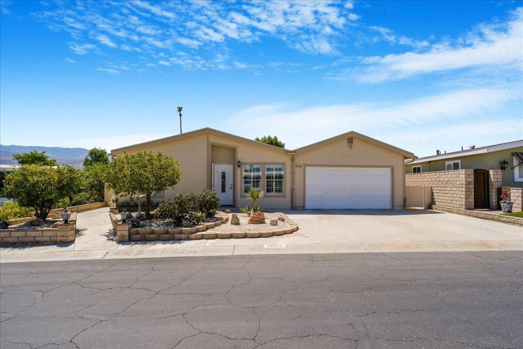 39663 White Canyon Dr. Drive Property Photo 11