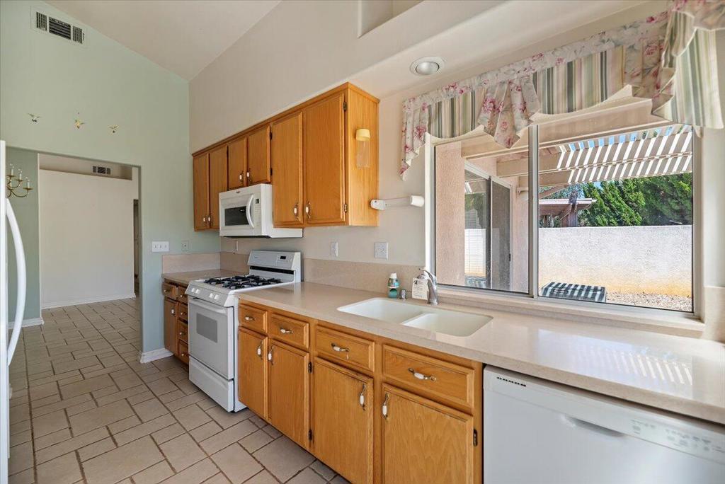 6370 Harbour Town Way Property Photo 20