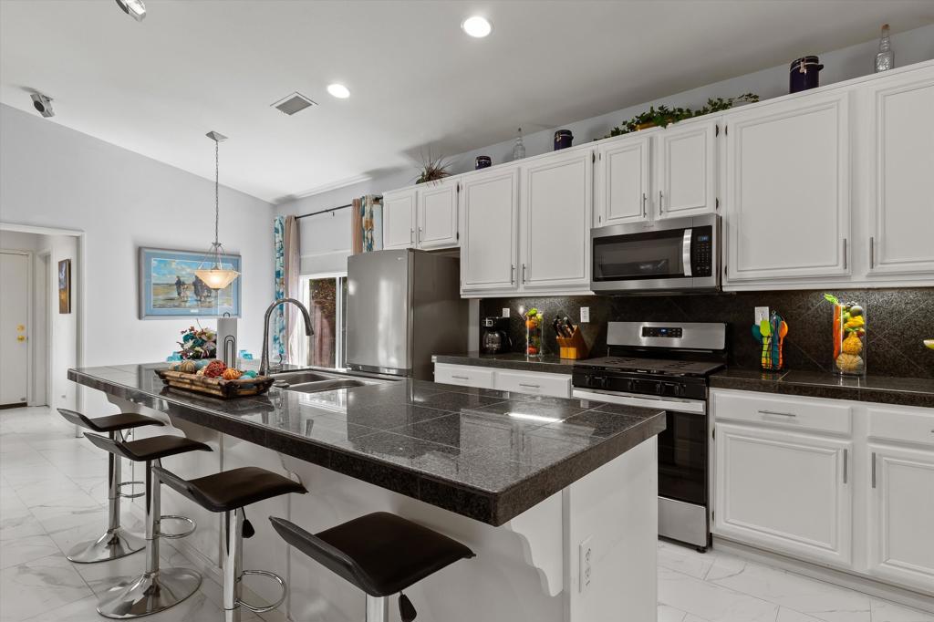 26696 Avenida Quintana Property Photo 1