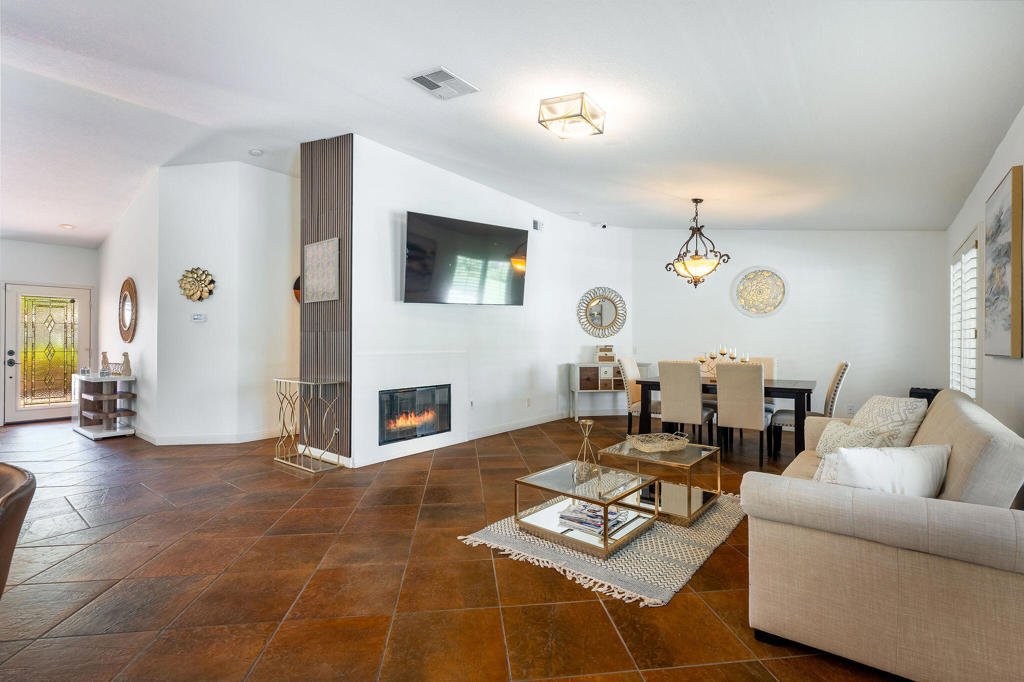 47845 Via Firenze Property Photo 9
