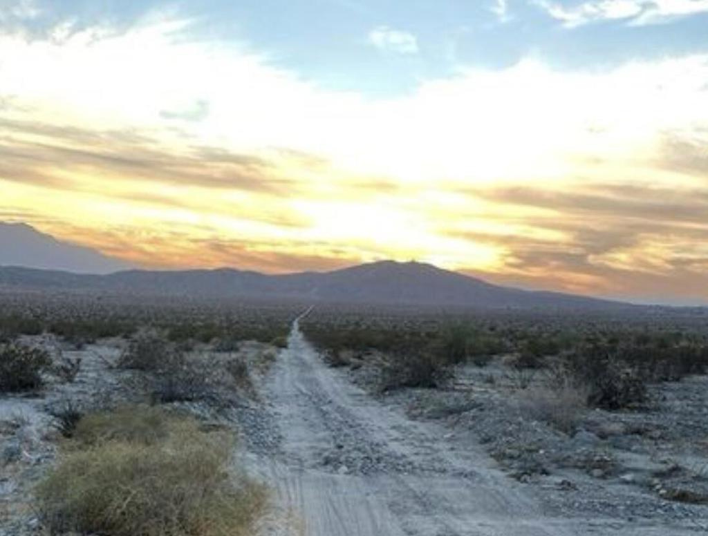 10 Acs Near Dillion/fargo Cyn Property Photo 1