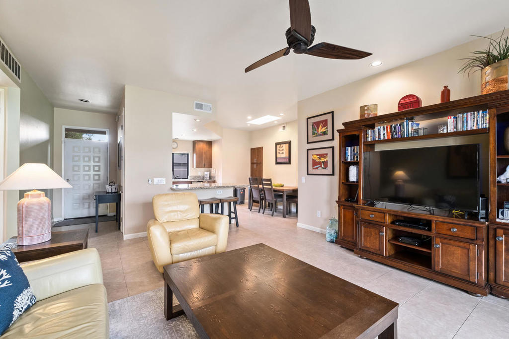 28827 Isleta Court Property Photo 9