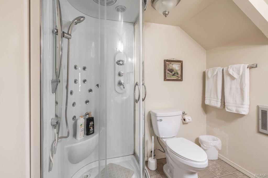 217 E Angeles Boulevard Property Photo 21
