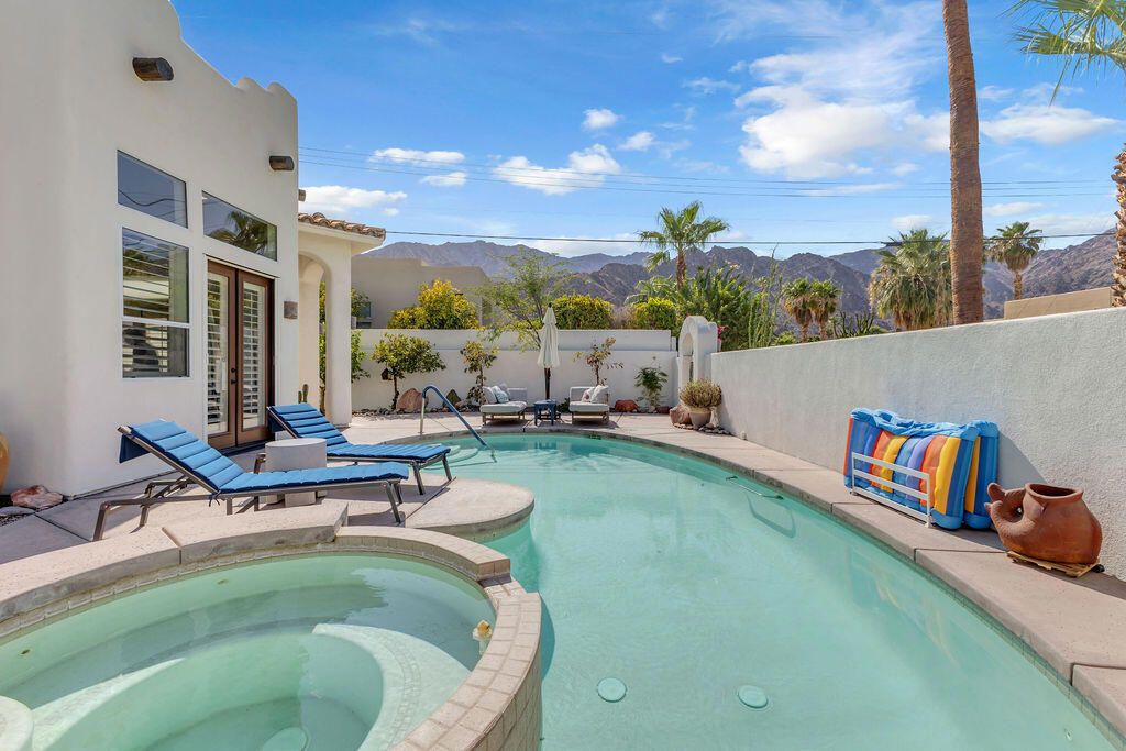 77440 Calle Ensenada Property Photo 6