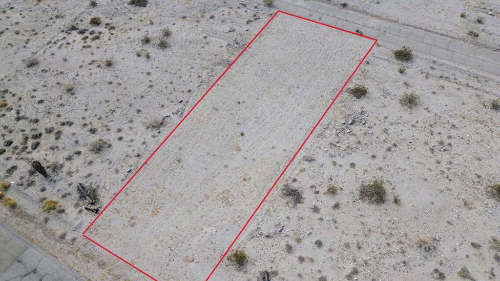 1561 Desert Air Avenue Property Photo 1