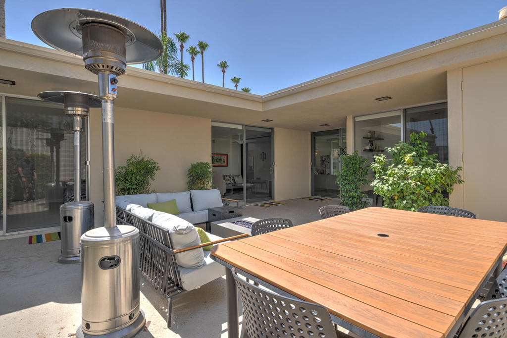 322 Desert Lakes Drive Property Photo 27