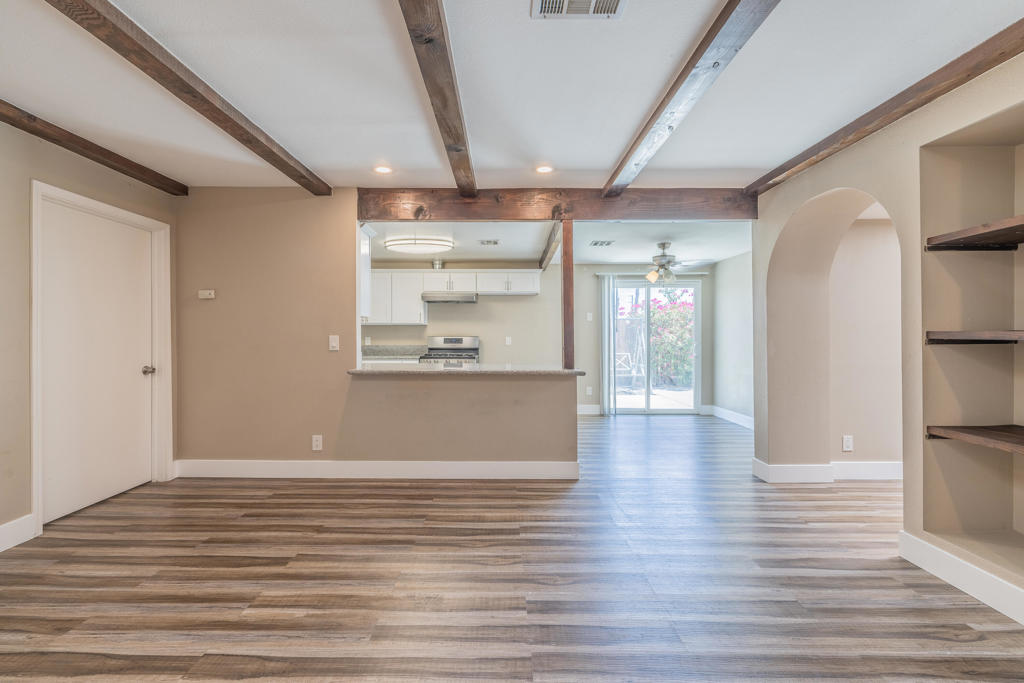 67710 Vista Chino Property Photo 4
