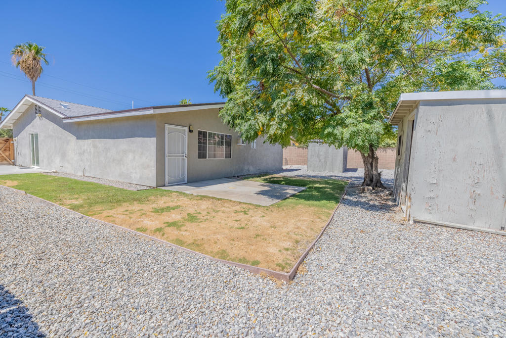 67710 Vista Chino Property Photo 20