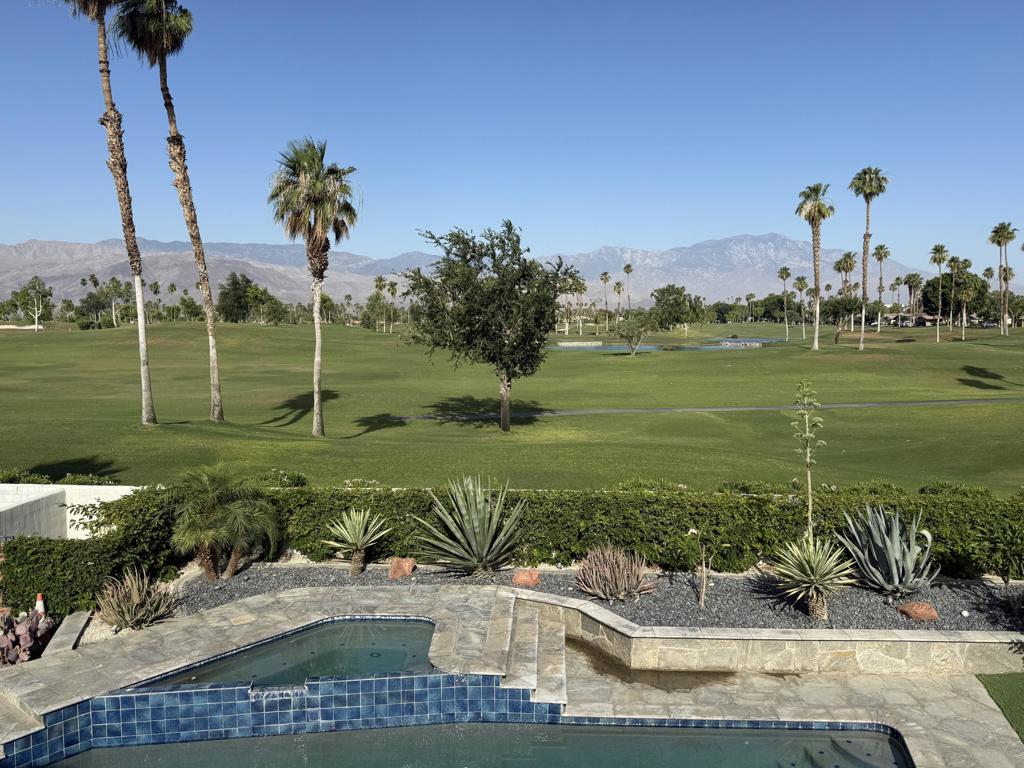41215 Carlotta Drive Property Photo 4