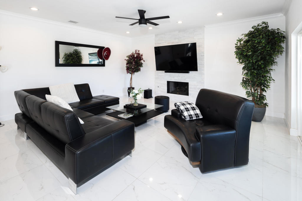 41215 Carlotta Drive Property Photo 17