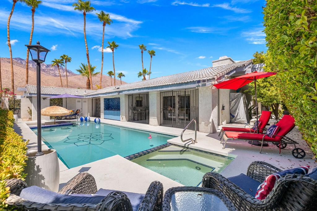 2082 S Madrona Drive Property Image