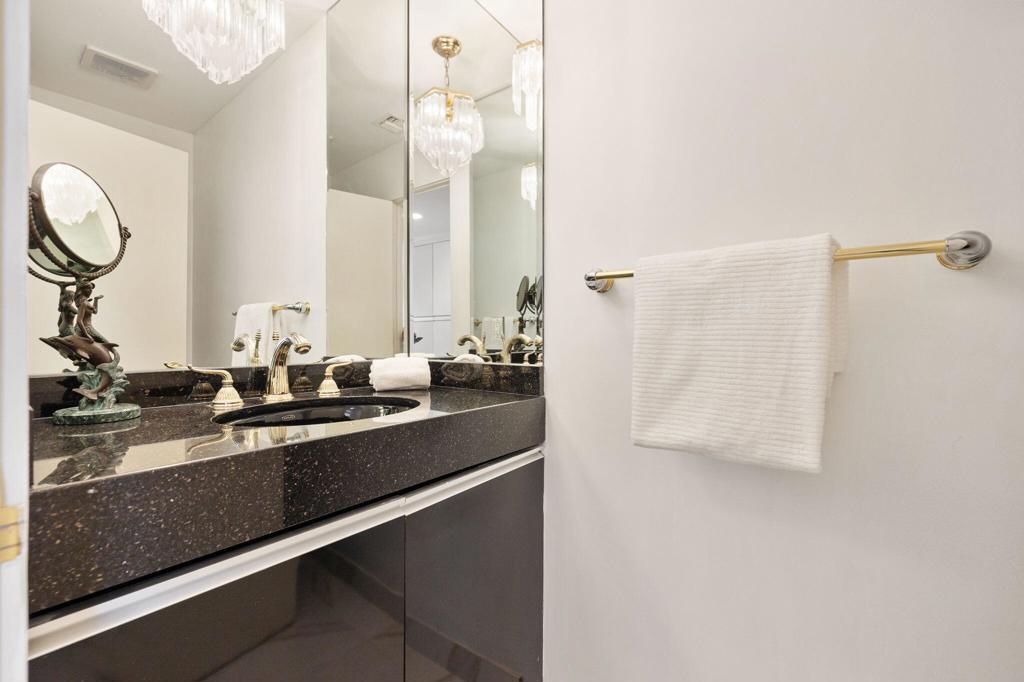 2082 S Madrona Drive Property Photo 40