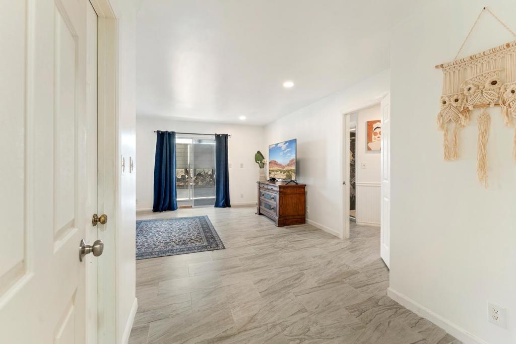 75760 Skyline Drive Property Photo 10