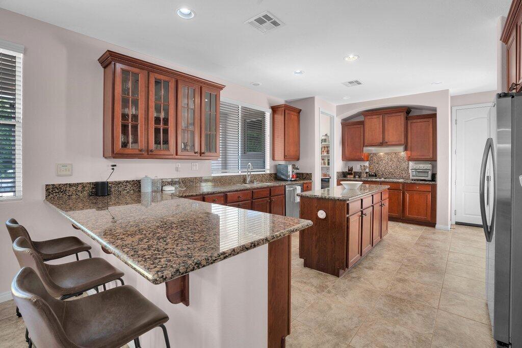 80579 Plum Lane Property Photo 6