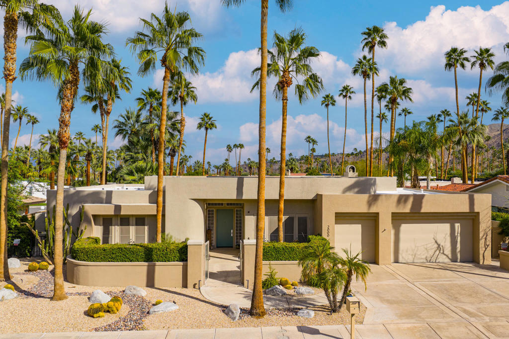 2000 S Caliente Drive Property Photo 1