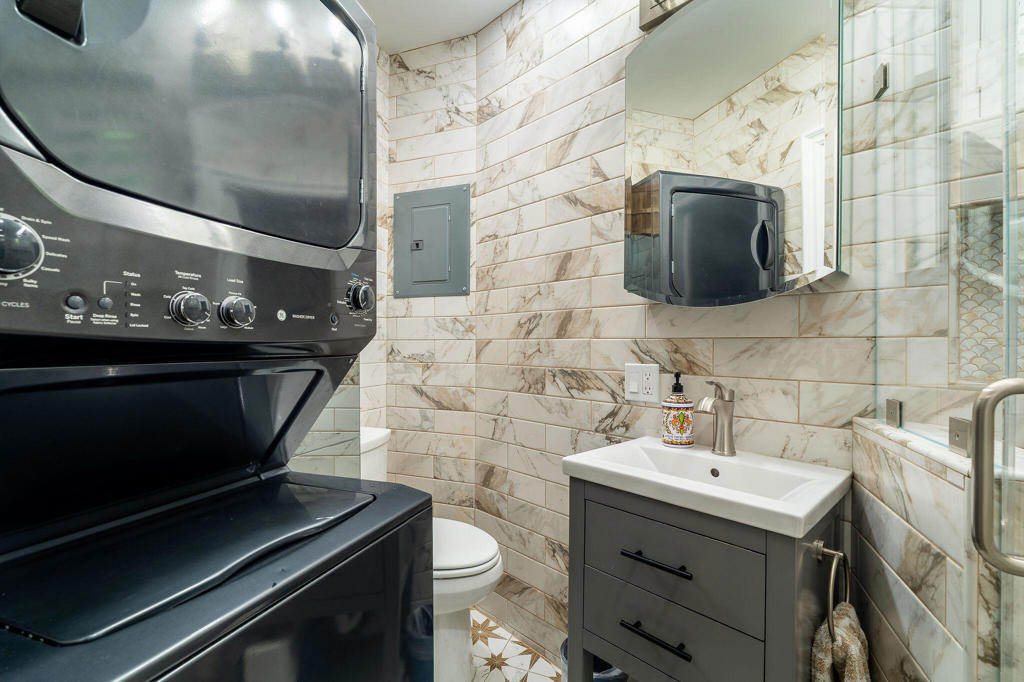 55599 Encino Road Property Photo 10