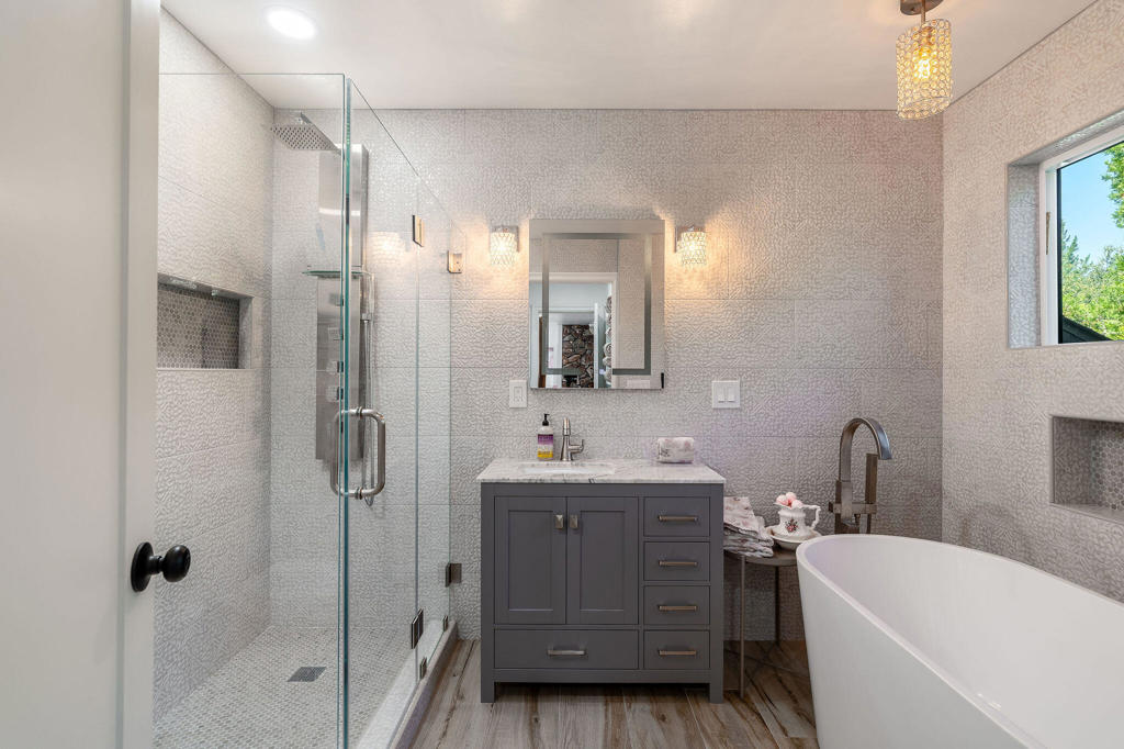 55599 Encino Road Property Photo 44