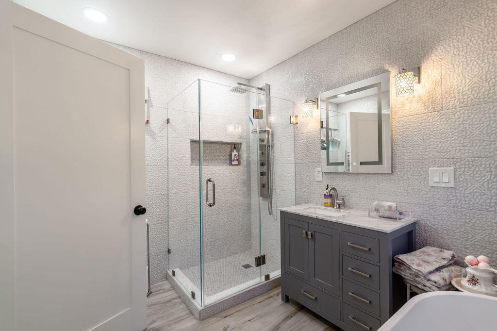 55599 Encino Road Property Photo 45