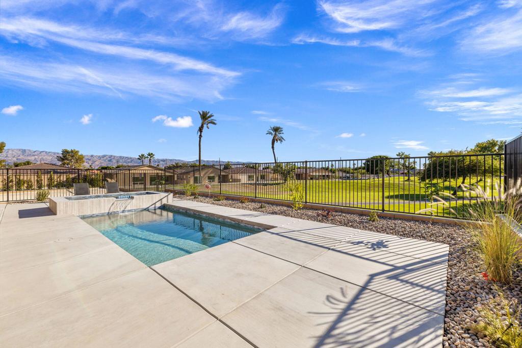 219135485DA Property Photo 6