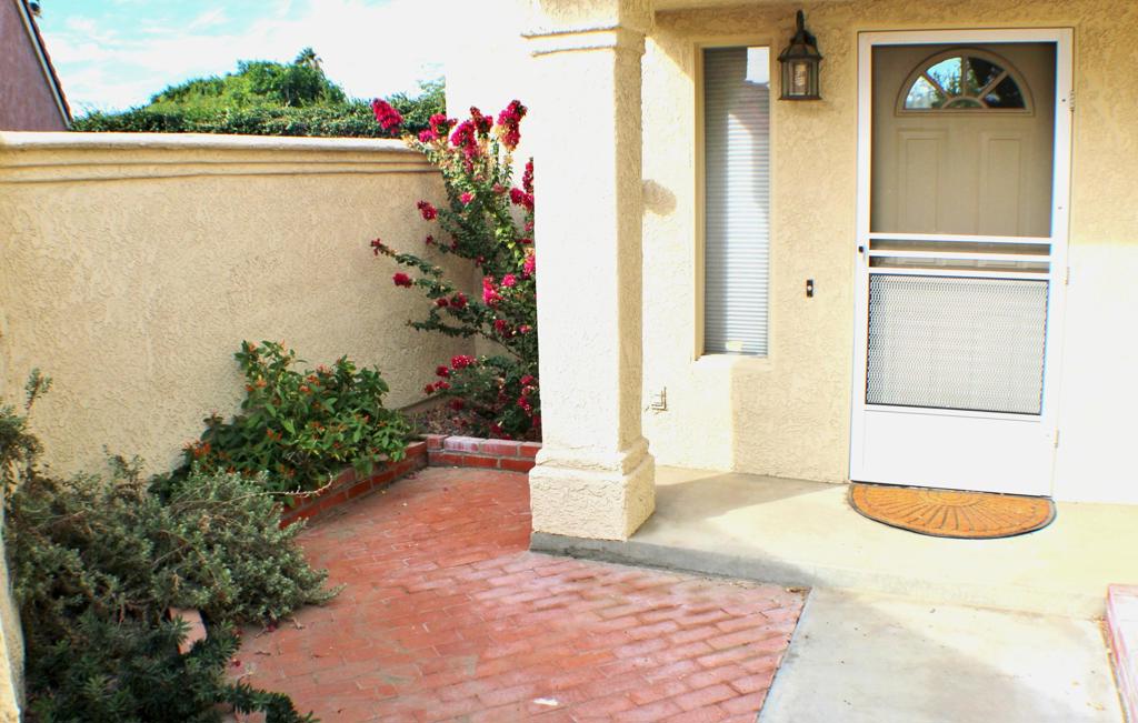 76574 Sheba Way Property Photo 2