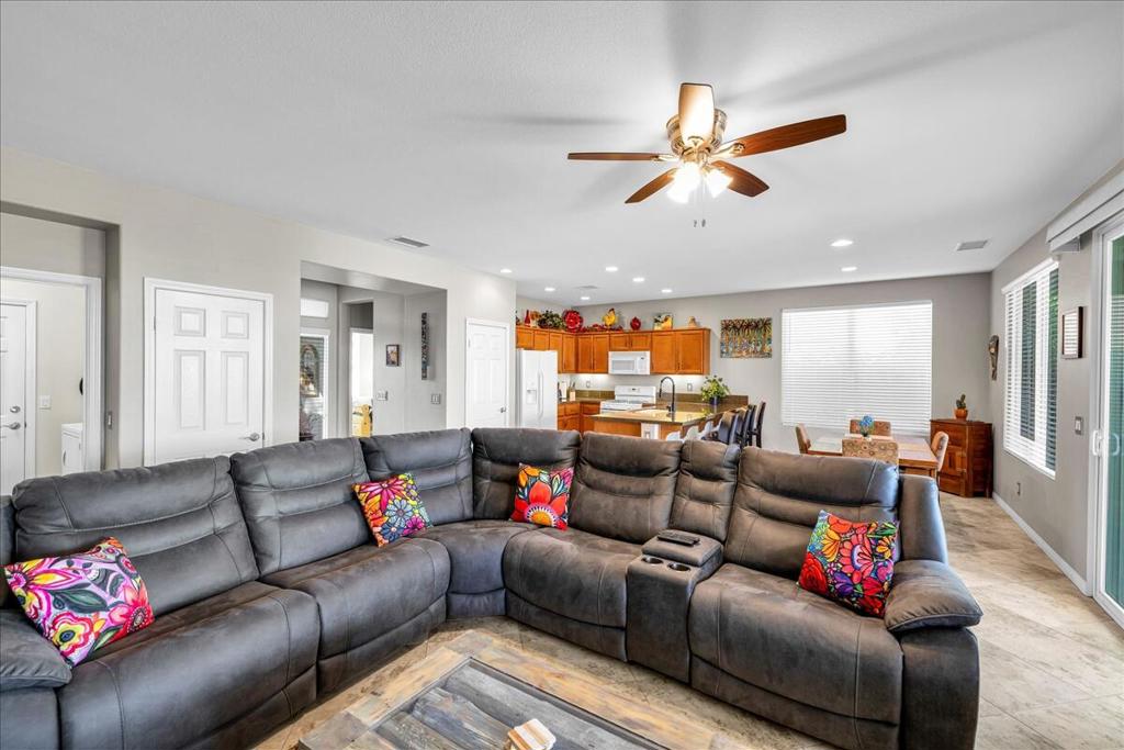 60636 Desert Shadows Drive Property Photo 4