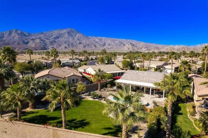 60636 Desert Shadows Drive Property Photo 11