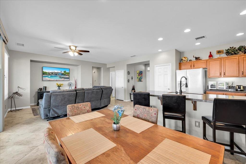 60636 Desert Shadows Drive Property Photo 21