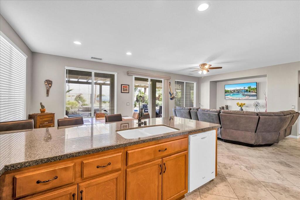 60636 Desert Shadows Drive Property Photo 26