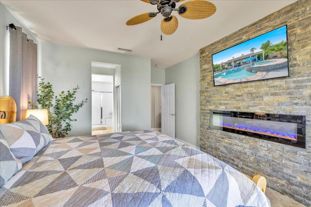 60636 Desert Shadows Drive Property Photo 29