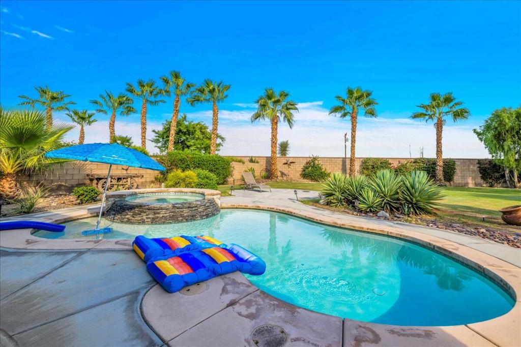 60636 Desert Shadows Drive Property Photo 38