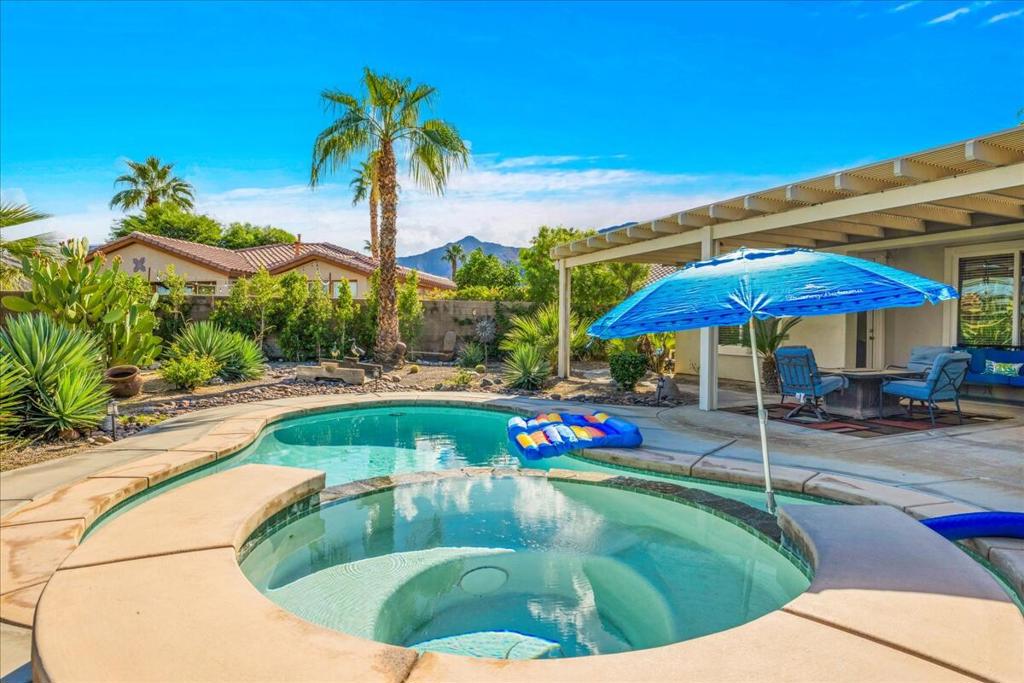 60636 Desert Shadows Drive Property Photo 41
