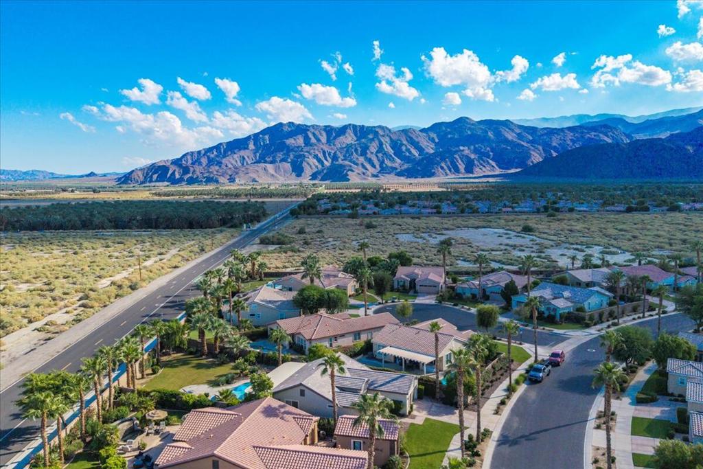 60636 Desert Shadows Drive Property Photo 64